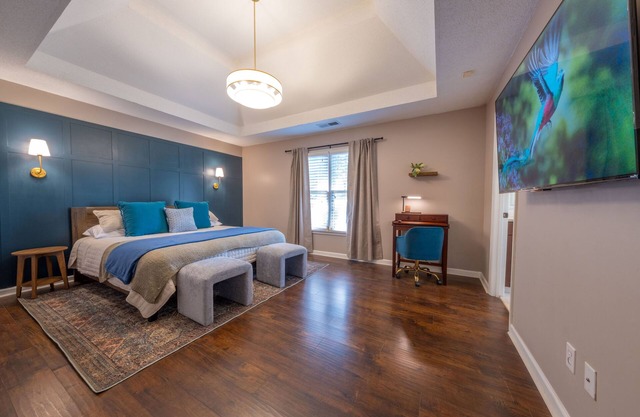 Pet Friendly Extended Stay with Fire Pit and Patio