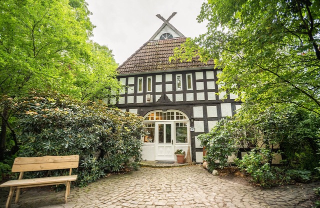 Pet-friendly Holiday Apartment "Lieblingsplatz" with Shared Terrace, Garden & Wi-Fi