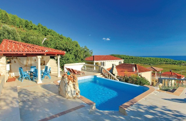 Pet friendly home in Cara
