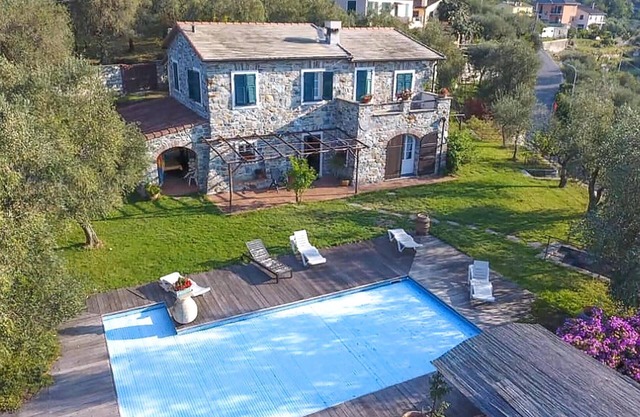 Pet friendly home in Cogorno with WiFi