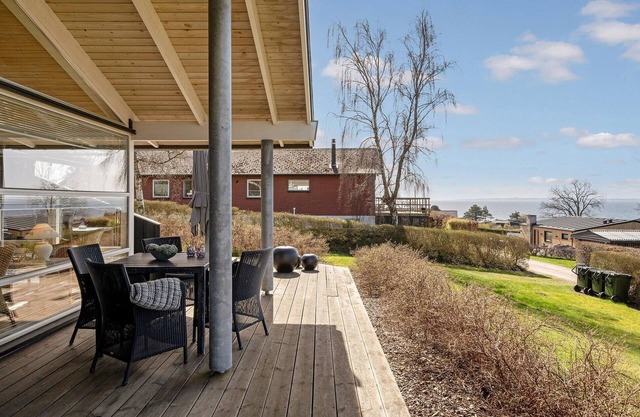 Pet friendly home in Ebeltoft with sauna