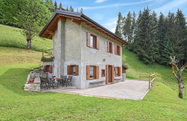 Pet friendly home in Sovramonte