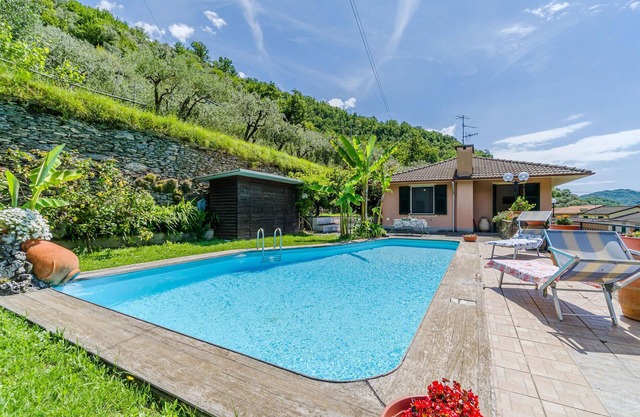 Pet friendly home in Testana with WiFi