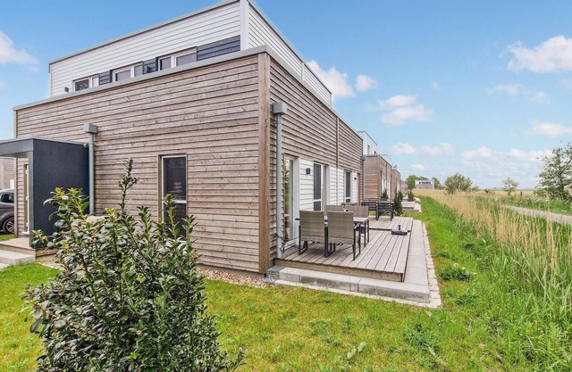 Pet friendly home in Tossens with sauna