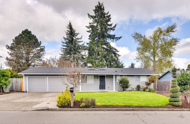 Pet Friendly Home Near Intel and Nike!