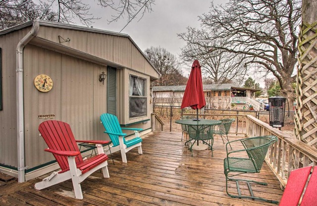 Pet Friendly Kingston Home with Deck and Fire Pit