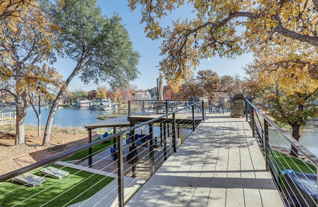 Pet-Friendly Lake LBJ Retreat w/Deck & Hot Tub!