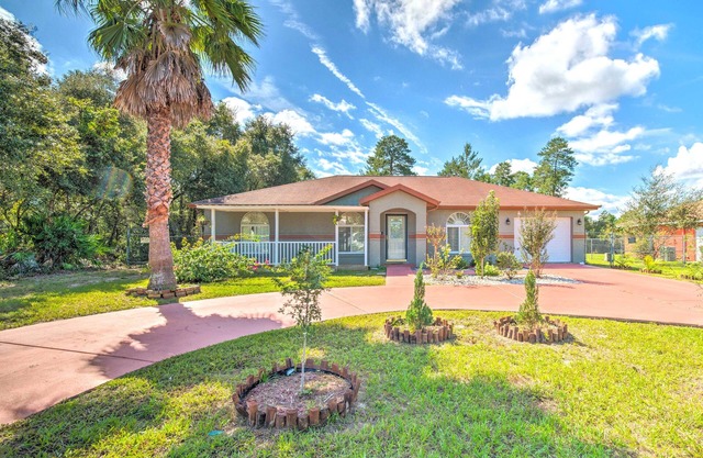 Pet-Friendly Ocala Escape w/Private Pool & Yard!