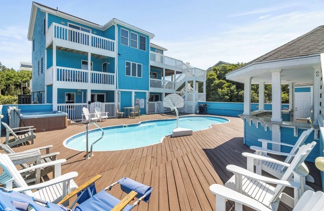 Pet-friendly oceanside home ocean & sound views, pool, hot tub, rec room & more
