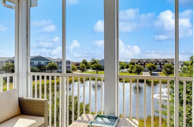 Pet Friendly Pond view condo close to the beach and historic downtown Lewes