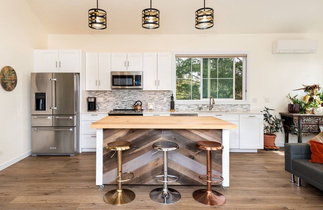 Pet-Friendly Private Apartment