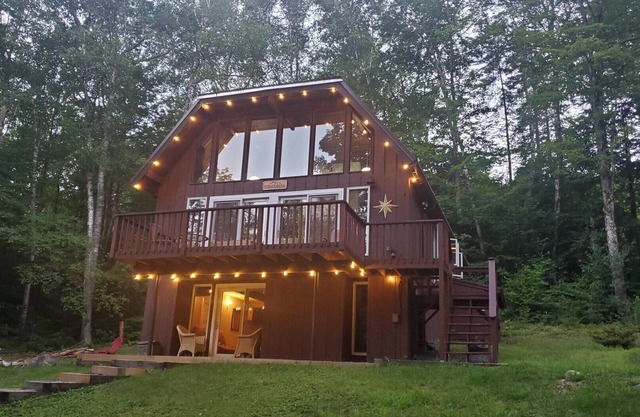 Pet-Friendly Private Vacation Home in the White Mountains (SH70C)