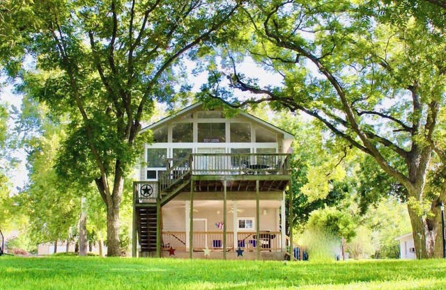 Pet Friendly Retreat on Lake LBJ!