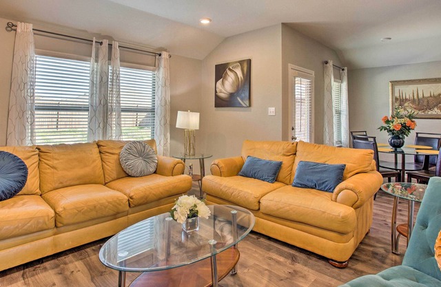 Pet-Friendly Retreat Near Lavon Lake w/ Yard!