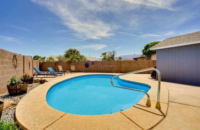 Pet-Friendly Safford Vacation Rental w/Pool!