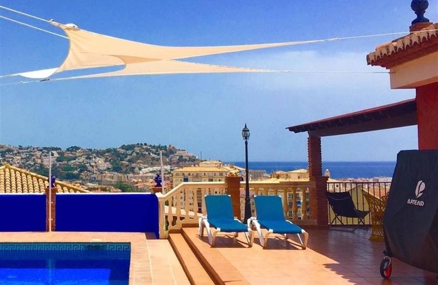 Pet-Friendly "Villa Serymar" with Stunning Moutain and Sea Views, Private Pool, Terrace, A/C & WiFi