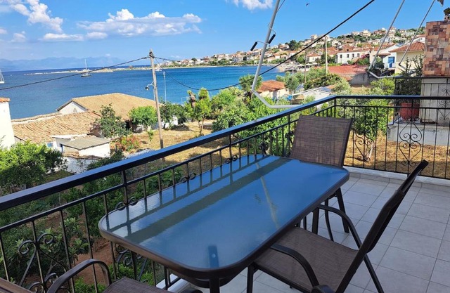Petalidi view