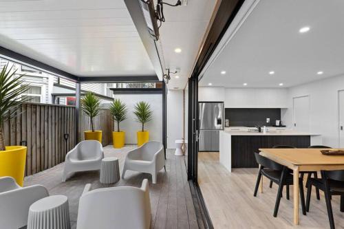 Peterborough Hideaway