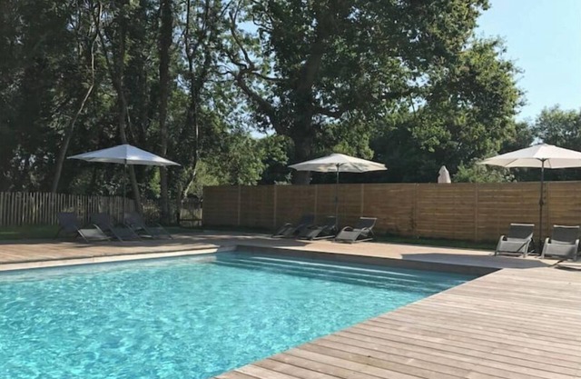 Petite Maison Piscine et Vue sur la mer - Grange EST