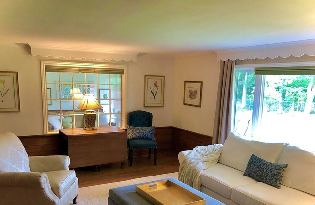 PGA Location and Comfort!