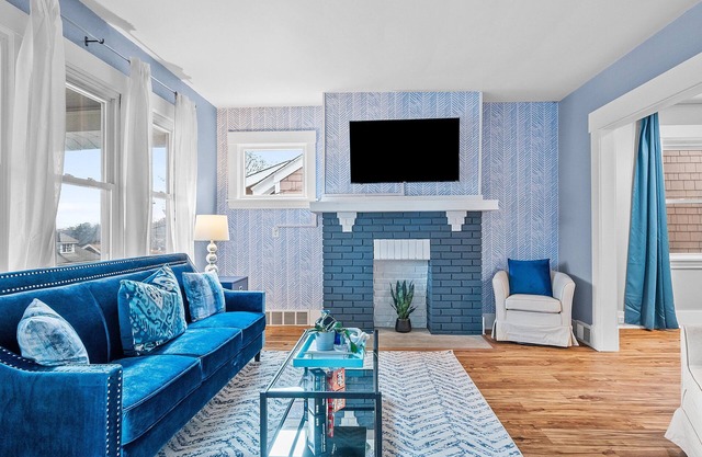 PGH Sapphire |Charming Design |Parking |10min from DT