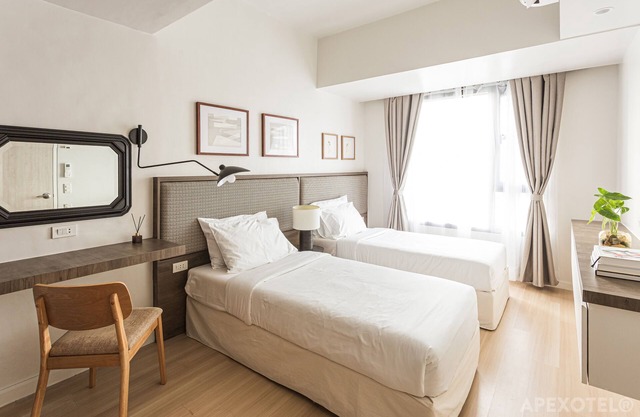 Chic 2-Bedroom Urban Retreat Mountain and City Views at Mandani Bay Suites Cebu