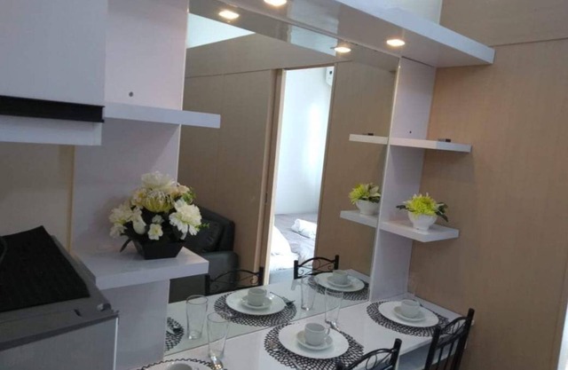Trees Residences fully furnished1br w/Balcony WiFi, Landline & Netflix by jhoms