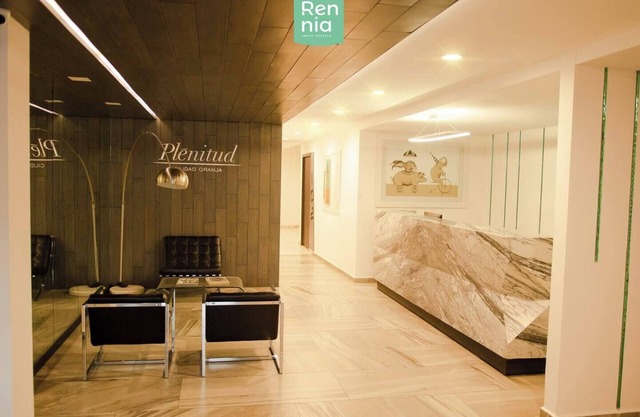 PH Studio APT - 2 Personas - Piso 7 - Sala de Juntasnn