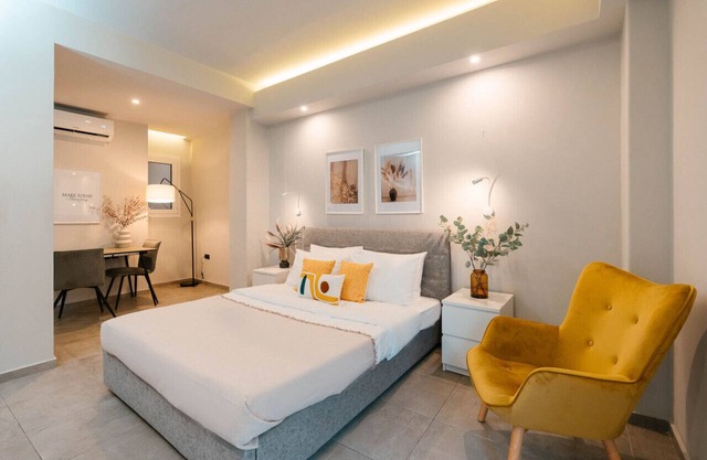 Phaedrus Living: Zenonos Central Studio