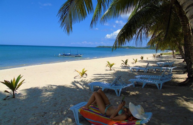 Phaidon Beach Resort
