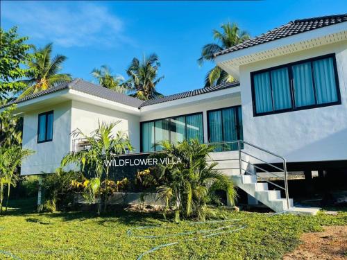 Phangan chai 3 Bedroom private Villa with pool-stunning view point