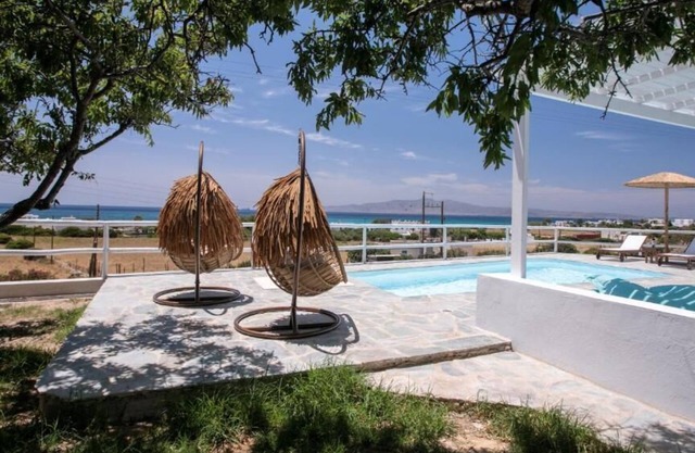 Phoenicia Naxos