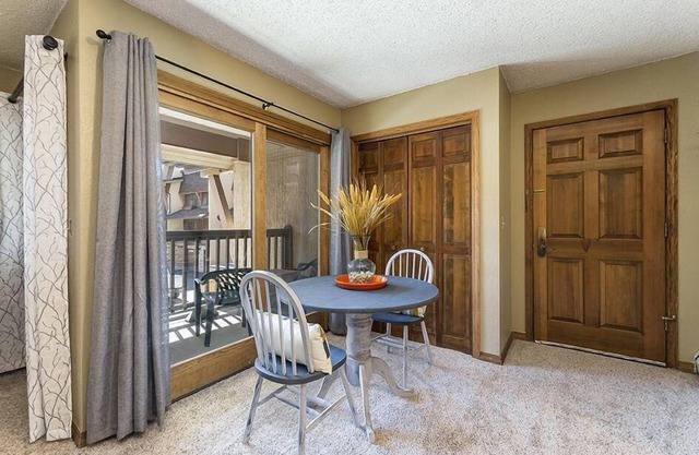 Phoenix 118 4 Bedroom Townhouse by RedAwning
