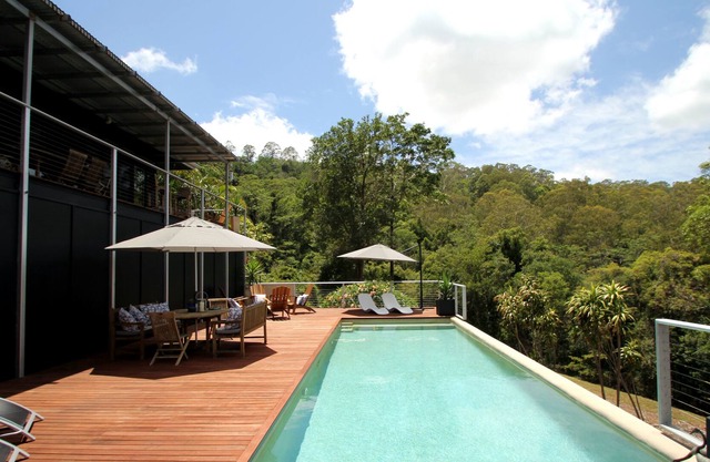 Phoenix Eumundi Bed & Breakfast