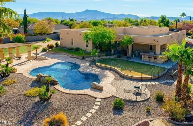 Phoenix Paradise Oasis, Golf, Hiking, westgate sports arena, biltmore&kierland