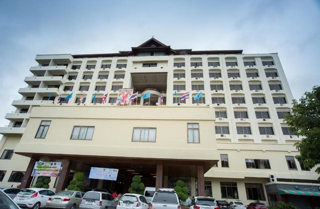 Phrae Nakara Hotel