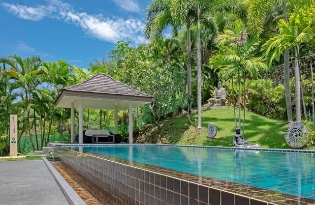 Phuket Hill Top Villa, with PRIVATE Gym, Pool, Barbeque Area and Ocean view