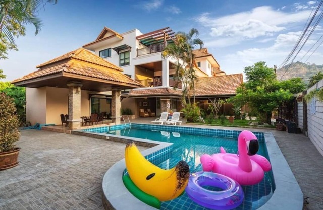 Phuket Seaview 3-Bedroom Pool Villa By Angel Pool Villa Phuket