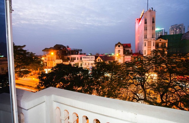 Phuong Trang Hotel Hanoi