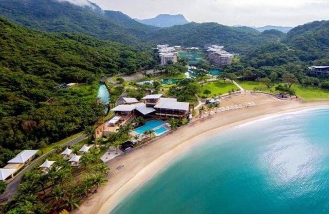 Pico de Loro Beach and Country Club lito3brCab