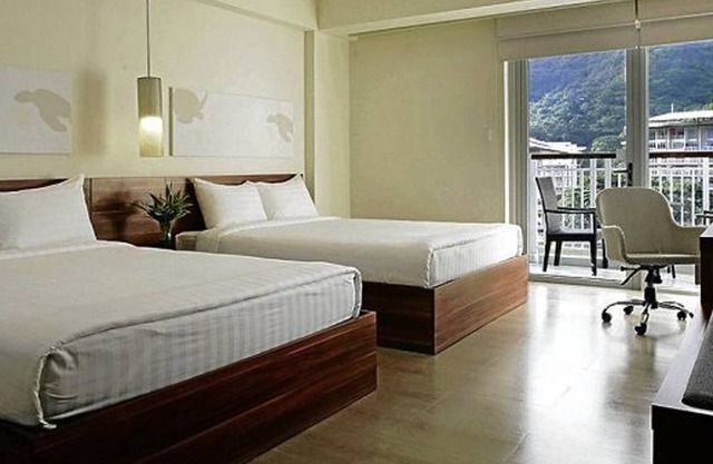 Pico Sands Hotel Premier Lagoon Room