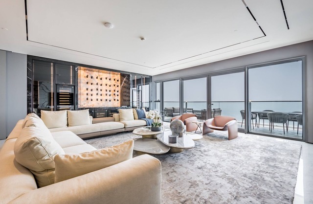 Picturesque 3BR Apartment with Assistant Room in The One JBR