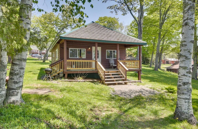 Picturesque Maine Getaway w/Lake Access!