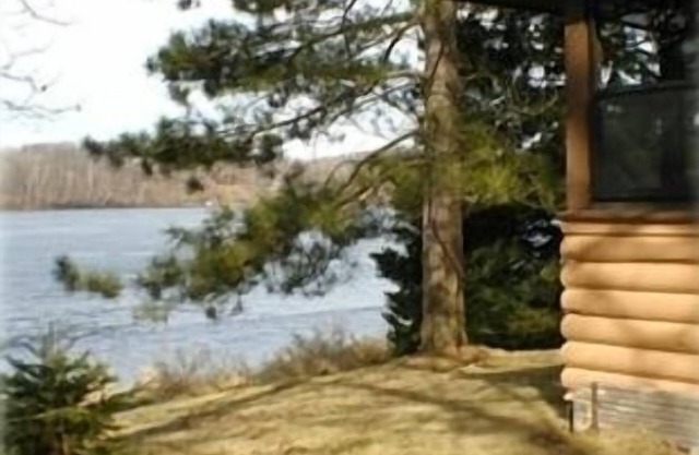 Picturesque vacation at Sand Lake