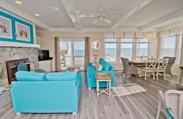 Pier Pointe 3B2, Oceanfront Condo, in Emerald Isle, NC!