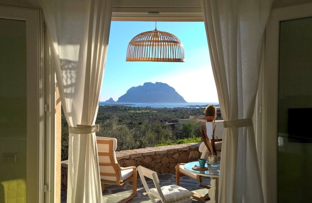 "Pietre" House - SURROUNDED BY GREEN AND BREATHTAKING PANORAMA