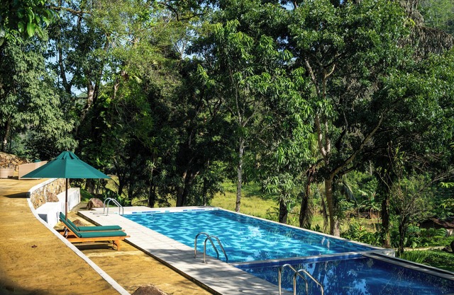 Pilagoda Estate Bungalow by TSC