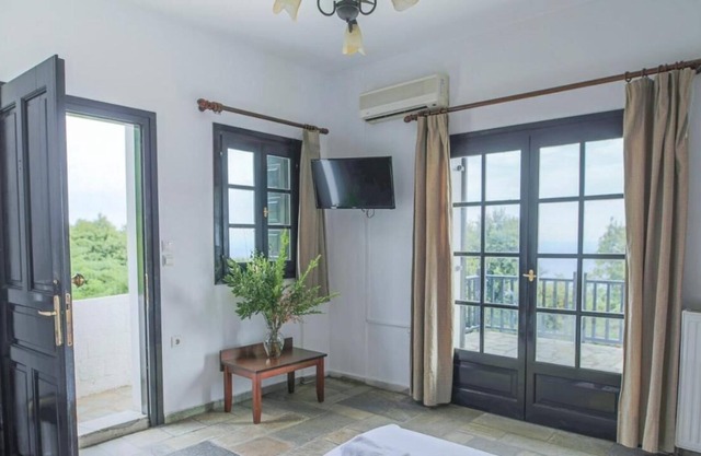 Pilio Horizon Hotel Economy One Bedroom Standard Room Only 4 people