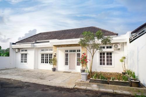 Pilla Villa Purwokerto