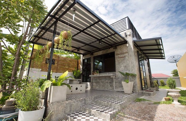 Pimchanok Resort